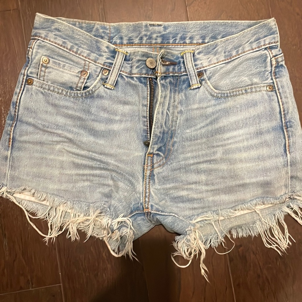 Levi's 513 cut off shorts 26/2